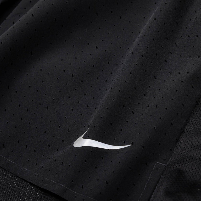 Nike	Challenger Breathe Dri-FIT 2-in-1 Running Shorts - M / Black / Black / Black - 5