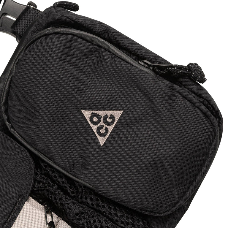 Nike ACG "Daymax" Crossbody Bag (3L) - 2