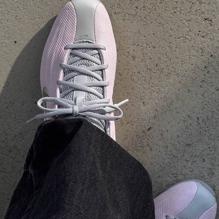Nike Wmns Shox Z onfeet