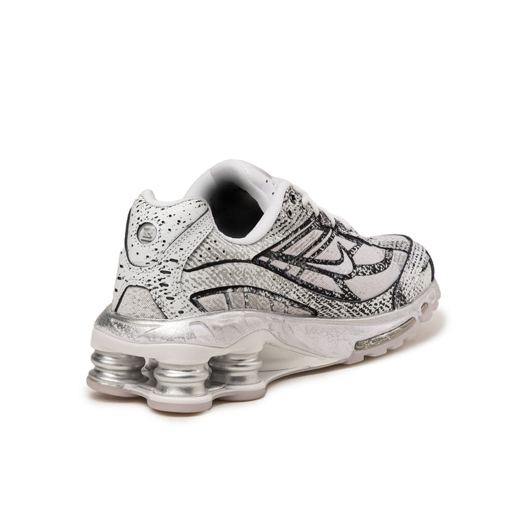 Nike Shox Ride 2 - 44.5 / White / Metallic Platinum / Black / Flat Gold - 5