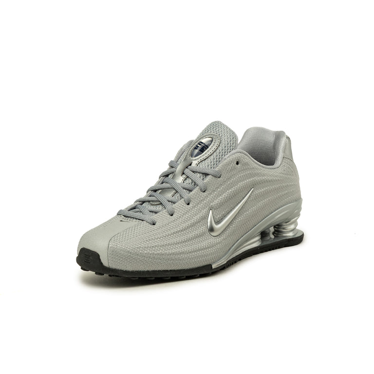 Nike Wmns Shox Z - 40 / Silver / Silver / Black / Metallic Silver - 3