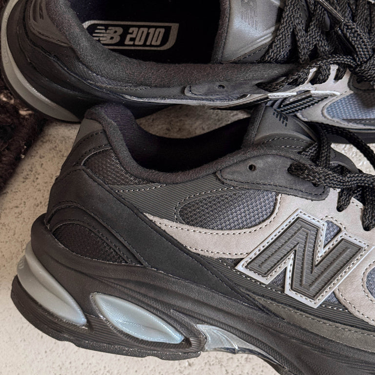New Balance ABZORB 2010 onfeet