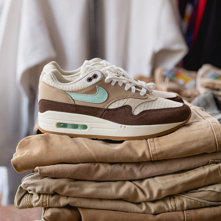 Nike Air Max 1 Premium QS 2 *Crepe Hemp* onfeet