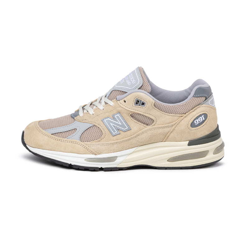 New Balance 991 v2 *Made in England* - 45.5 / Cuban Sand / Harbor Mist / Silver
