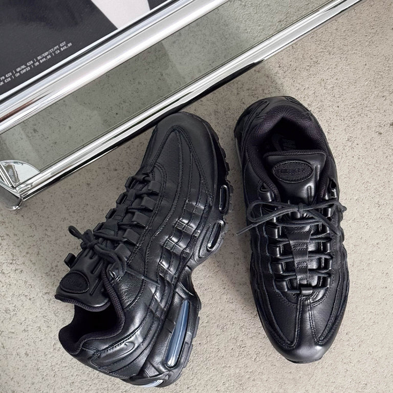 Nike Air Max 95 *Big Bubble* *Leather* onfeet