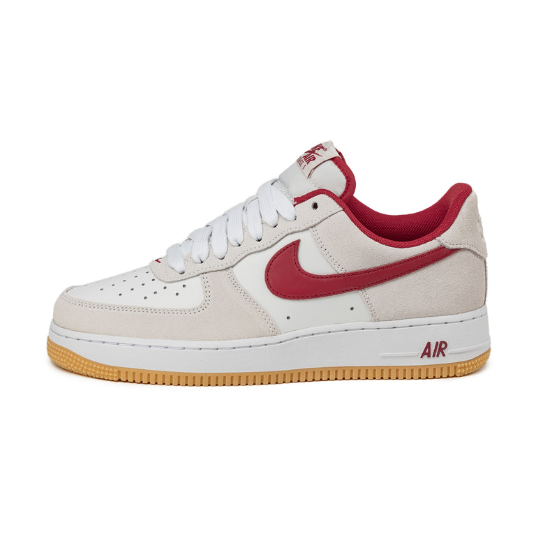 Nike Air Force 1 '07 LV8 - 47.5 / Summit White / Varsity Red / White
