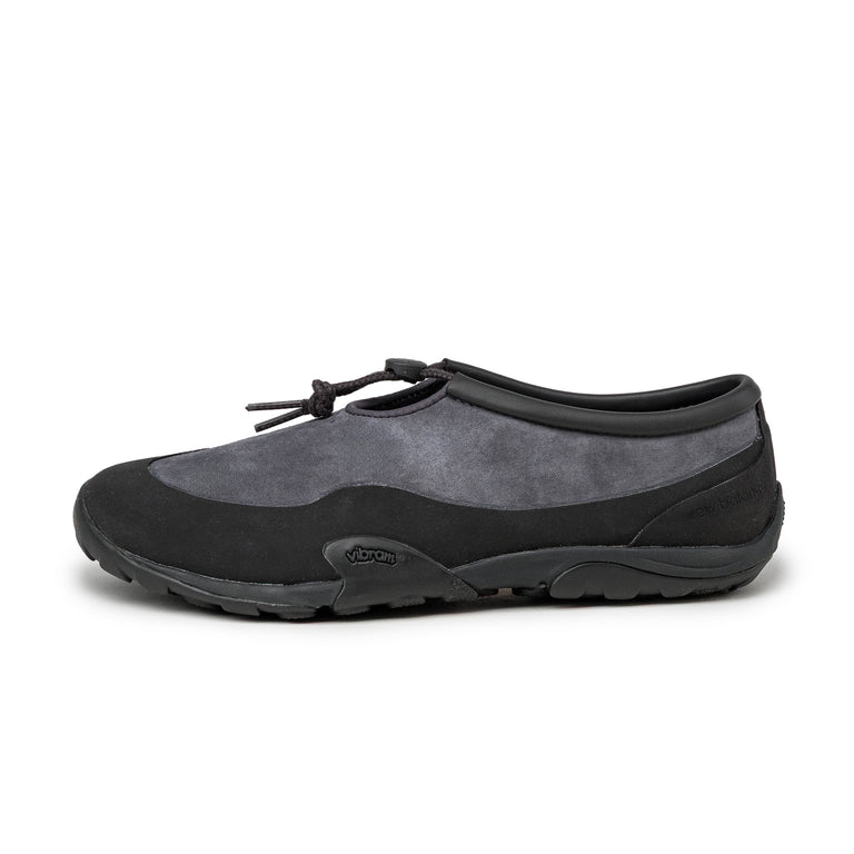 New Balance MT10T - 40 / Magnet / Black Cement
