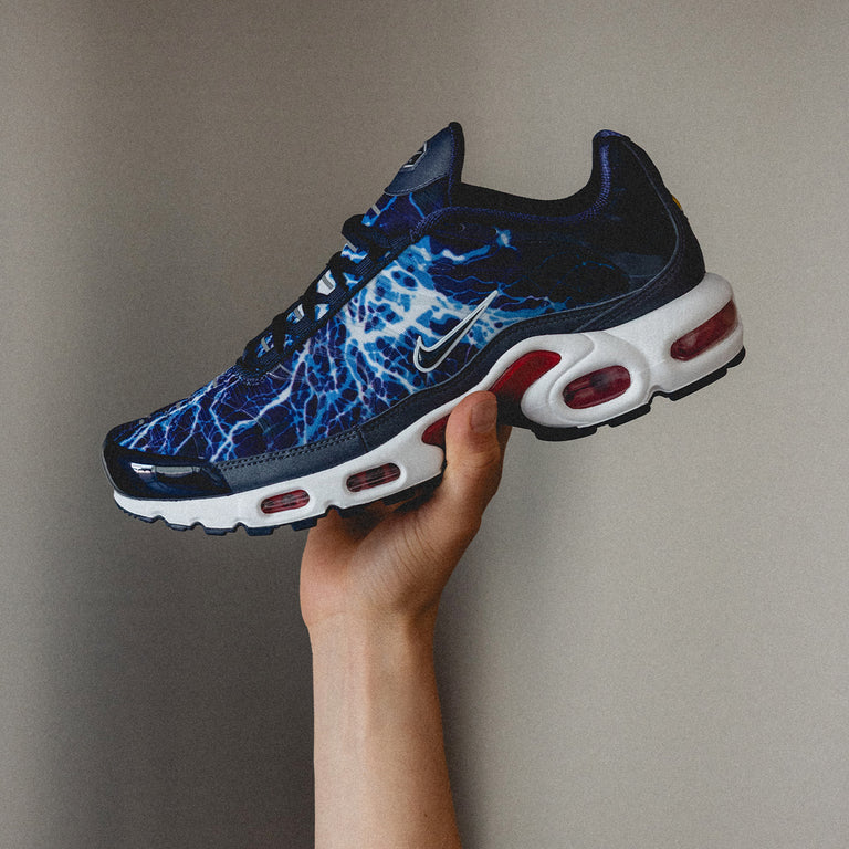 Nike Air Max Plus *Eclair Lightning* onfeet