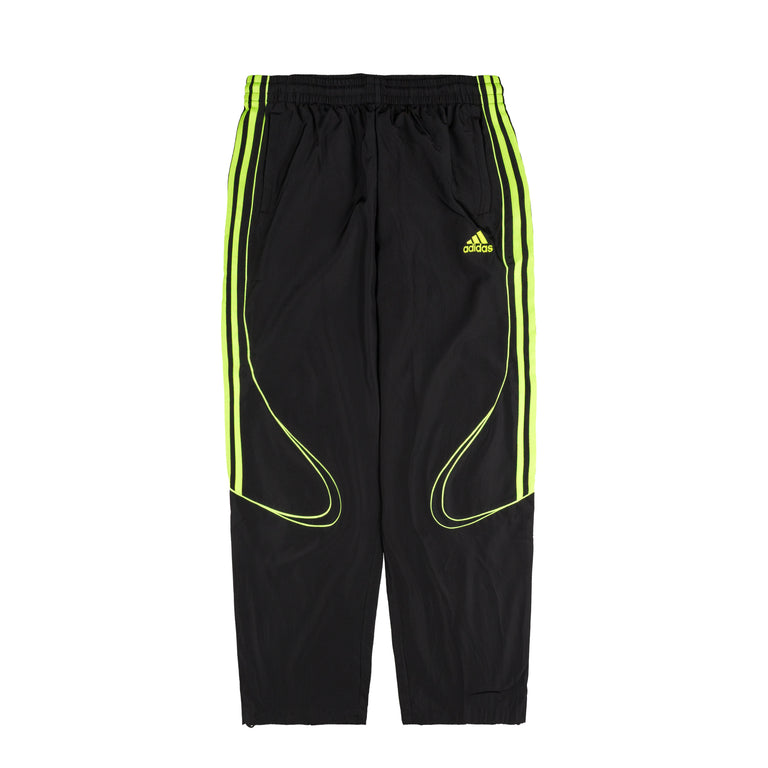 Adidas Wmns Teamgeist Adicolor Oversized Woven Track Pant - XL / Black / Signal Green
