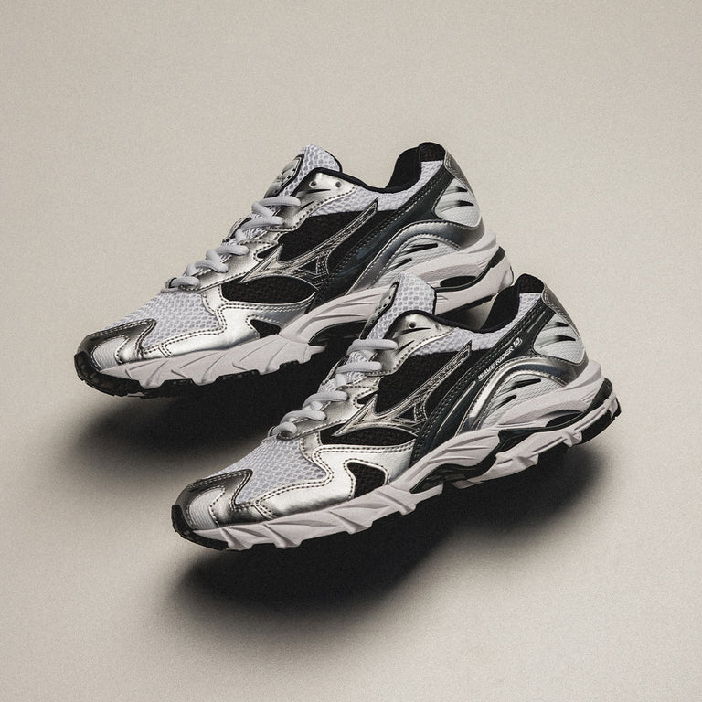 Mizuno Wave Rider 10 onfeet