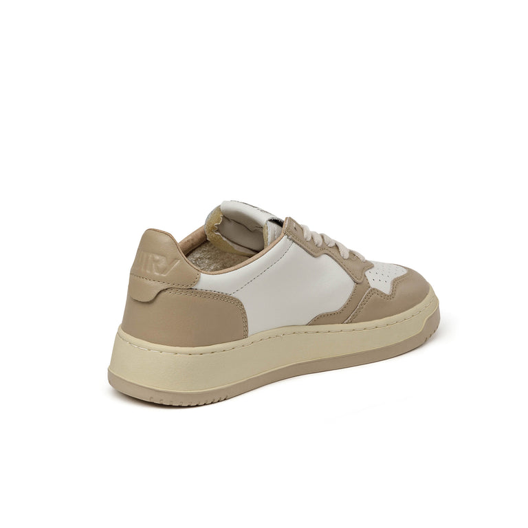 Autry Medalist W - 39 / Wht / Wht Pep - 3