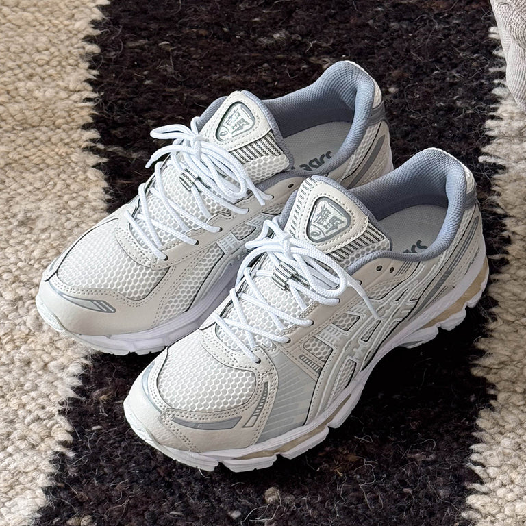 Asics GEL-Kayano 12.1 onfeet