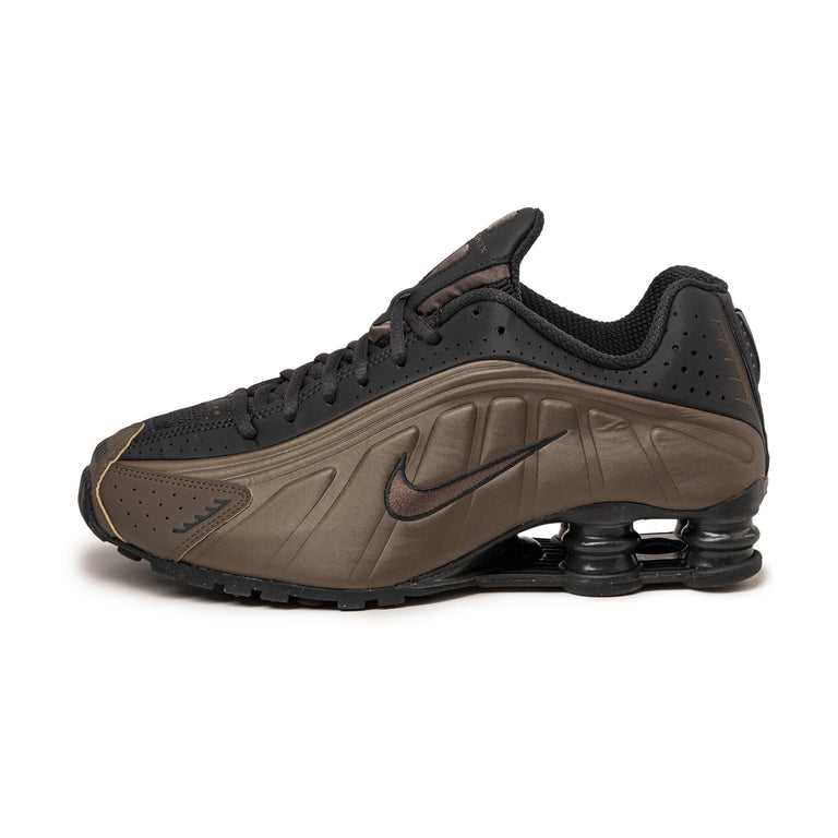 Nike Wmns Shox R4 - 36.5 / Off Noir / Off Noir / Ironstone
