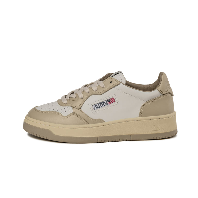 Autry Medalist W - 37 / White / Tidfoam

