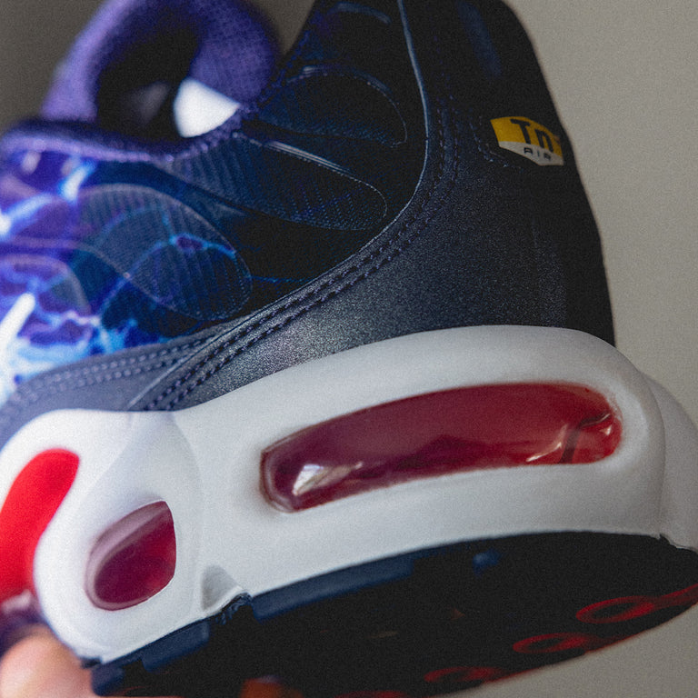 Nike Air Max Plus *Eclair Lightning* onfeet