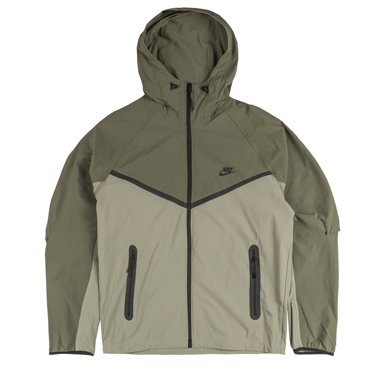 Nike	Tech Woven Jacket - S / Light Army / Medium Olive / Black
