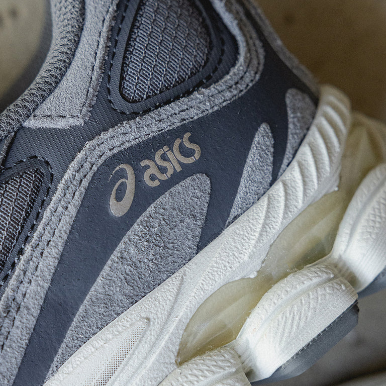 Asics GEL-NYC onfeet
