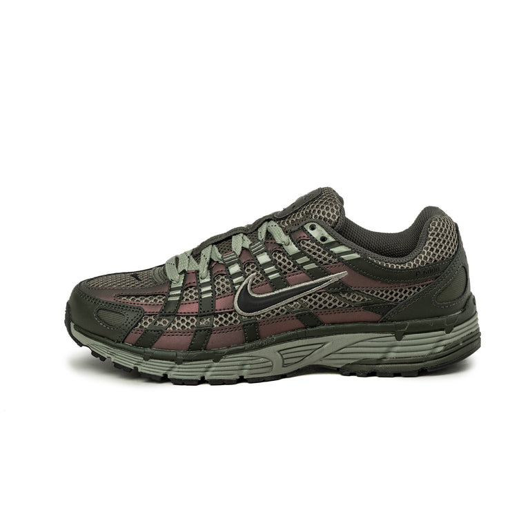 Nike Wmns P-6000 SE - 38.5 / Sequoia / Black / Carfo Khaki / Light Army
