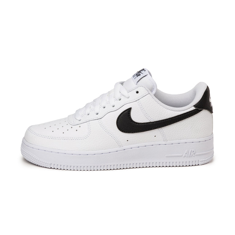 Nike Air Force 1 '07 - 40.5 / White / Black
