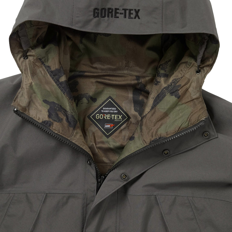 thisisneverthat	*Gore-Tex* 2L Reversible Jacket - S / Brown - 4
