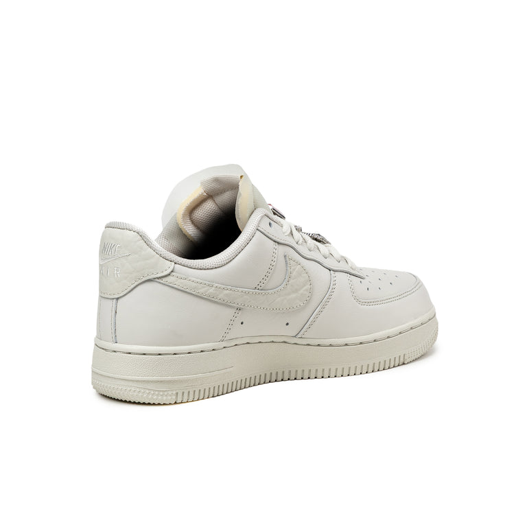Nike Wmns Air Force 1 Low Premium - 36.5 / Light Bone / Light Bone / Kelly Green - 6