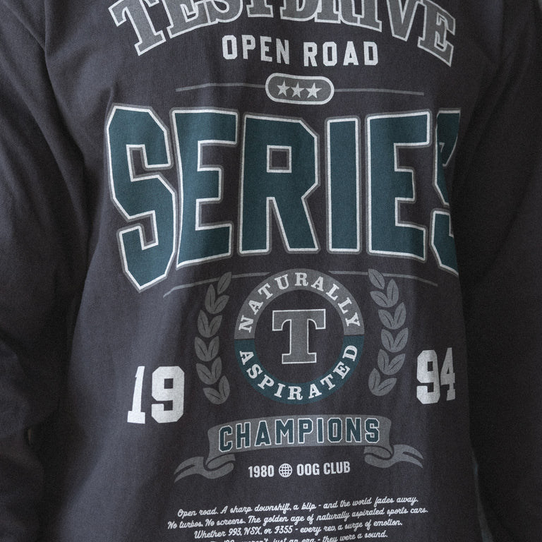 Test Drive Open Road Longsleeve onfeet