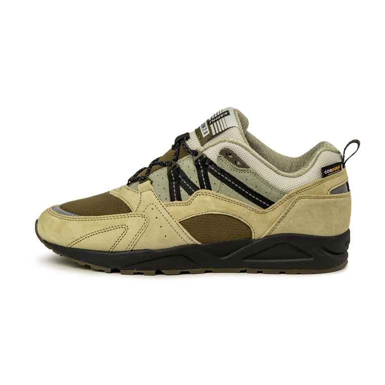 Karhu Fusion 2.0 - 40 / Pale Olive Green / Jet Black
