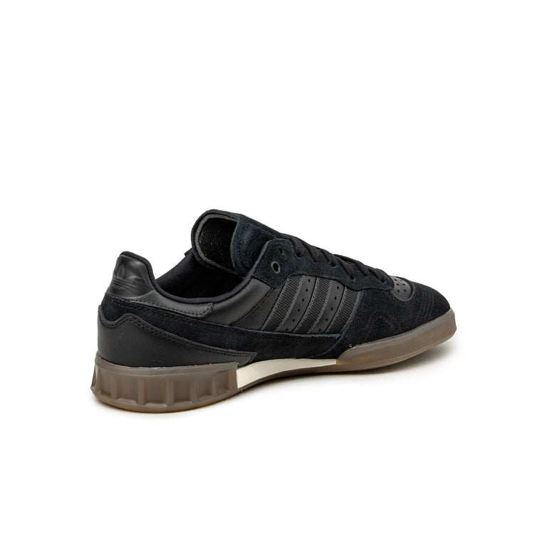 Adidas Handball Top RM - 48 / Core Black / Carbon / Gum 5 - 3