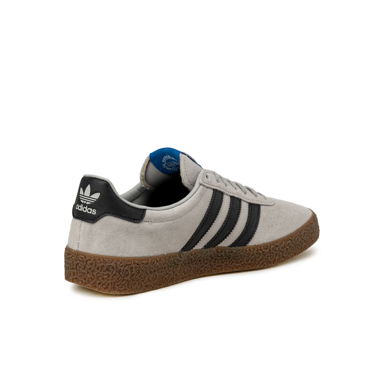 Adidas Montreal RM - 40 / Grey Two / Core Black / Gum 5 - 5