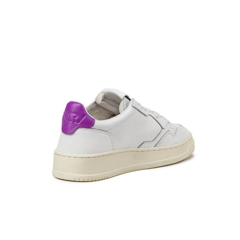 Autry Medalist W - 37 / White / Dewberry - 3