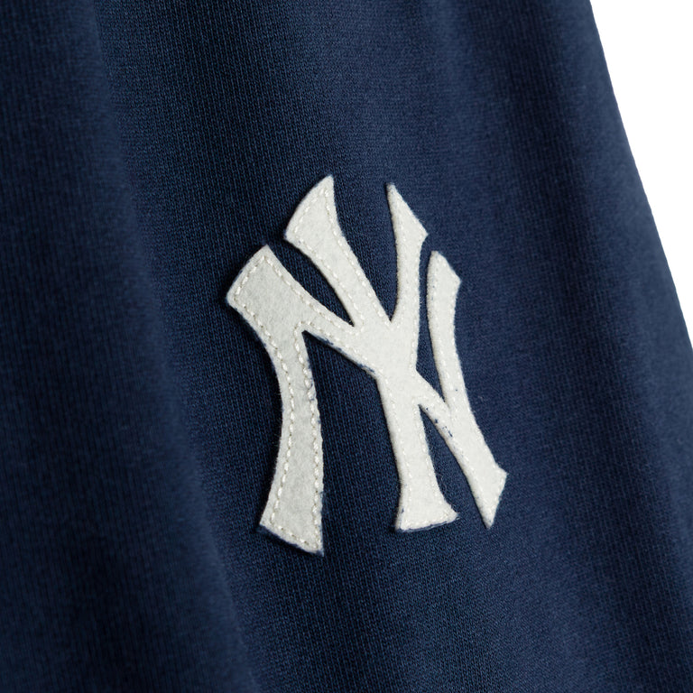 Sporty & Rich Heritage Yankees Serif Sweatpant - M / Dark Navy - 3