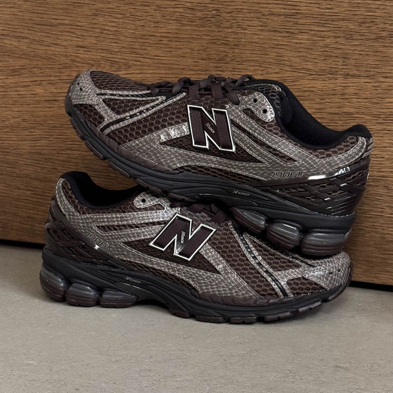 New Balance Sneaker
