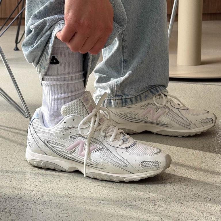 New Balance 204