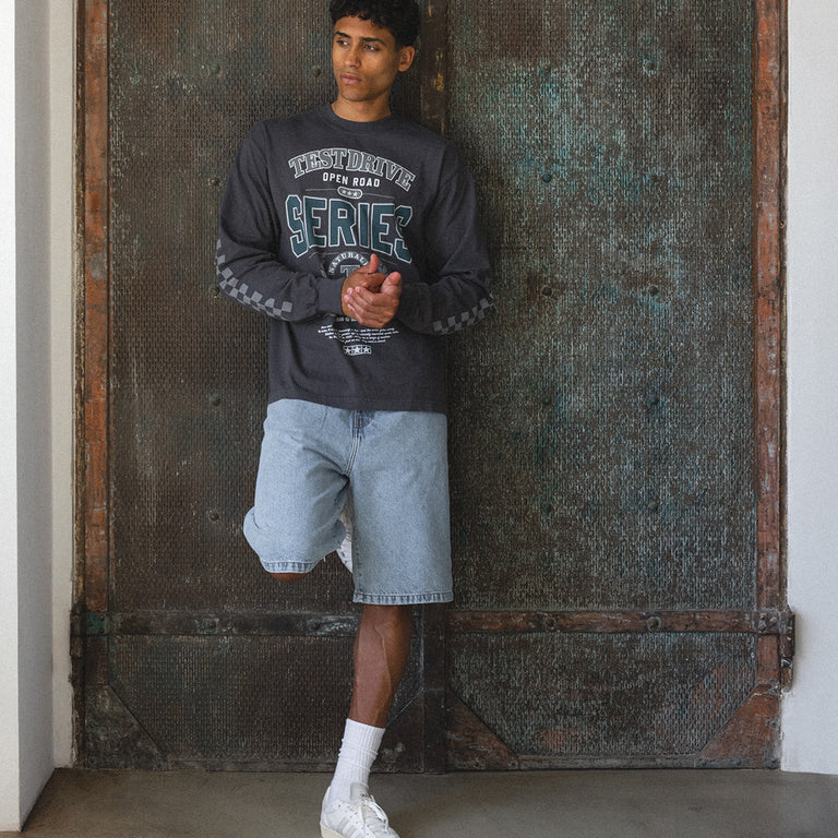 Test Drive Open Road Longsleeve onfeet