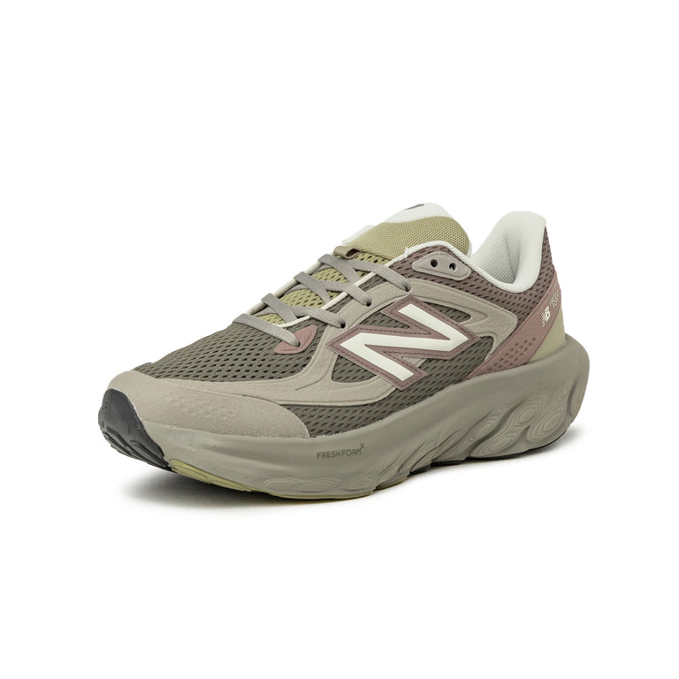 New Balance 800 - 41.5 / Arid Stone / Earth Shadow - 2