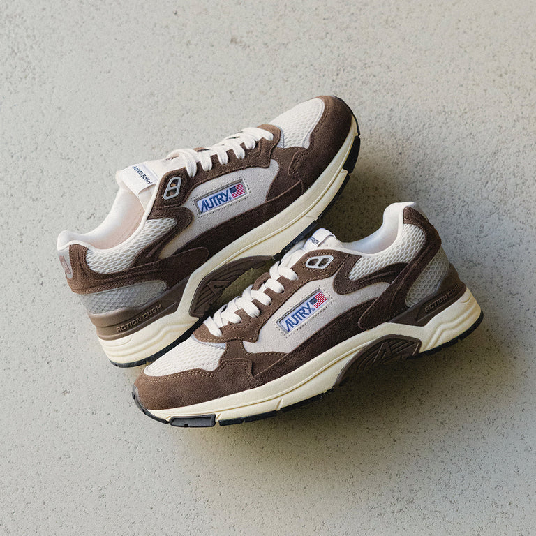 Autry Hyperway *Suede / Mesh* onfeet