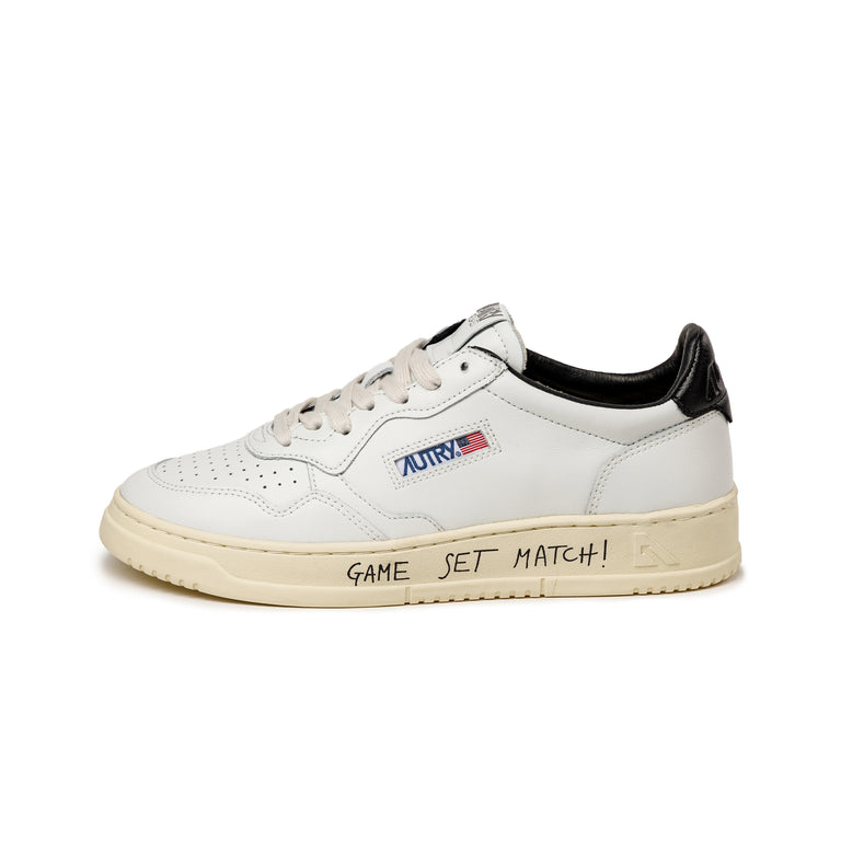 Autry Medalist W - 41 / White / Black
