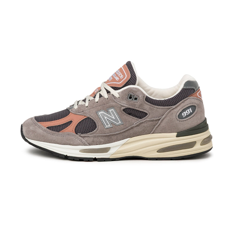 New Balance 991 v2 *Made in England* - 37.5 / Elephant Skin / Cork / Dark Gull Grey

