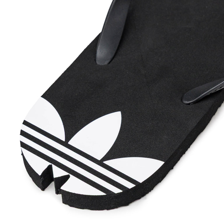 Adidas	Adi Sun Slides W - 37 / Core Black / Core Black / Cloud White - 4