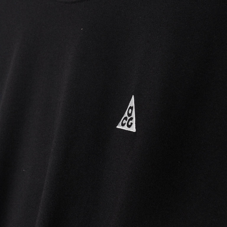 Nike	ACG Short-Sleeve T-Shirt - S / Black - 3