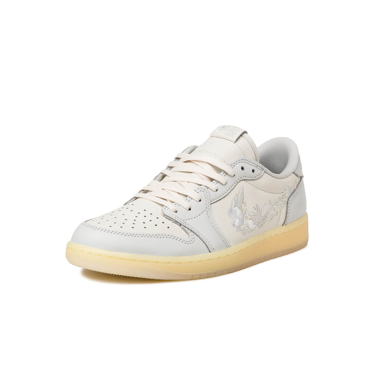Nike	Air Jordan 1 Retro Low OG *Rabbit Floral Swoosh* - 40.5 / Sail / Off White / Coconut Milk - 5