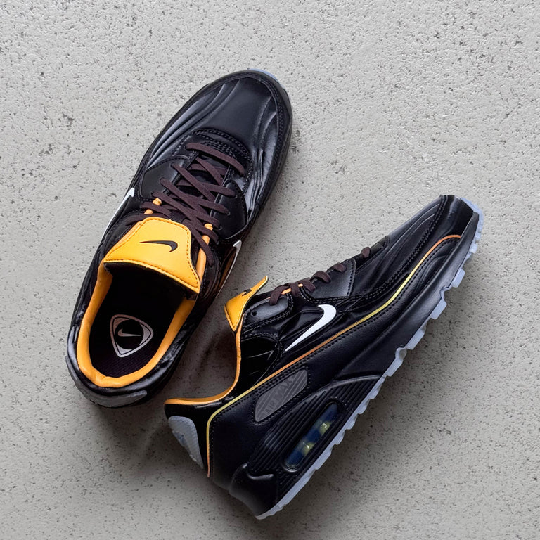 Nike	Air Max 90 *Mercurial* onfeet