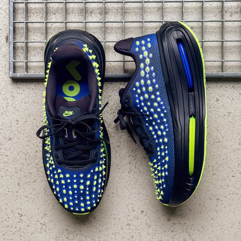 Nike Vomero Premium QS onfeet