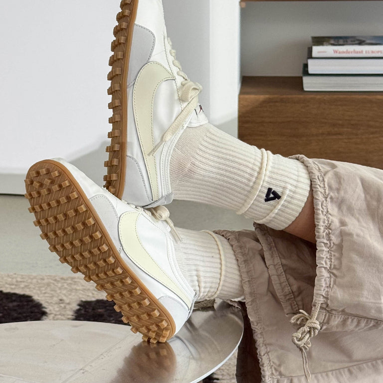 Nike Wmns Moon Shoe OG SP onfeet