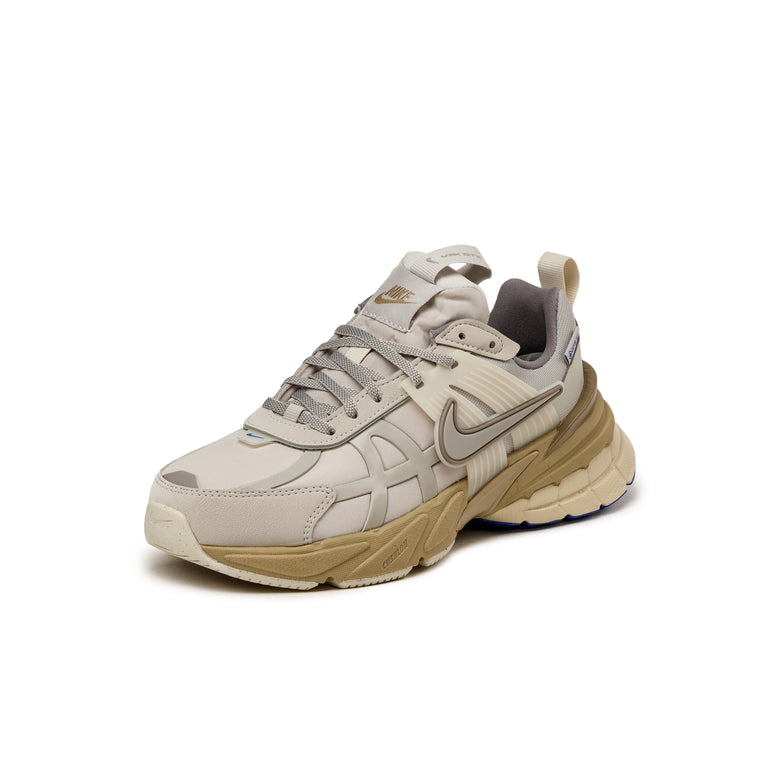 Nike Wmns V2K Run *GTX* - 42 / Light Iron Ore / Light Iron Ore / Light Bone / Khaki - 4