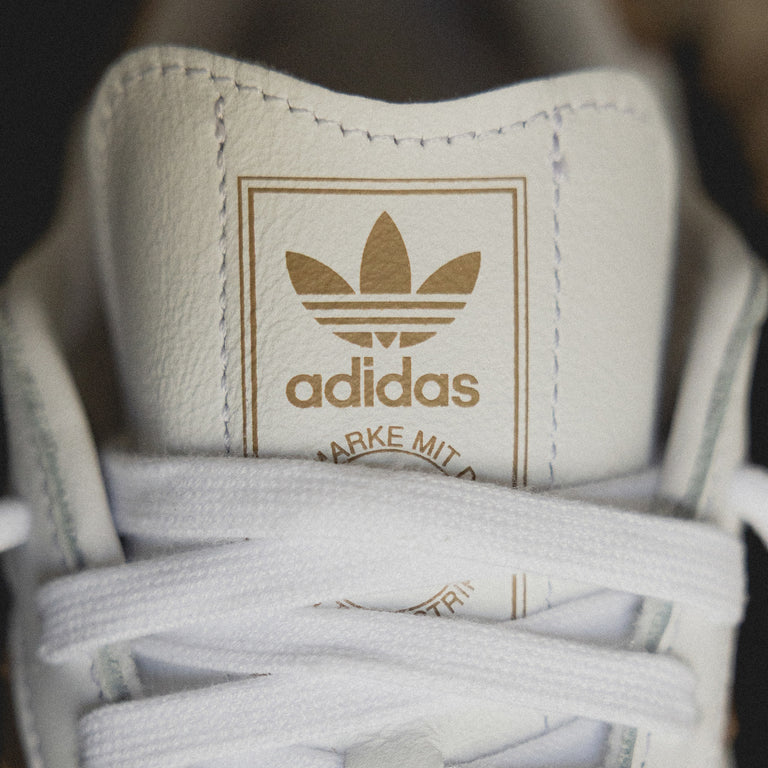 Adidas Sambae W onfeet