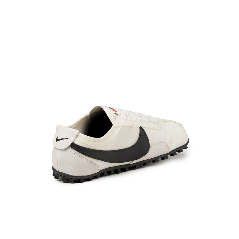 Nike Wmns Moon Shoe OG SP - 38 / Soft Pearl / Black / Black - 4