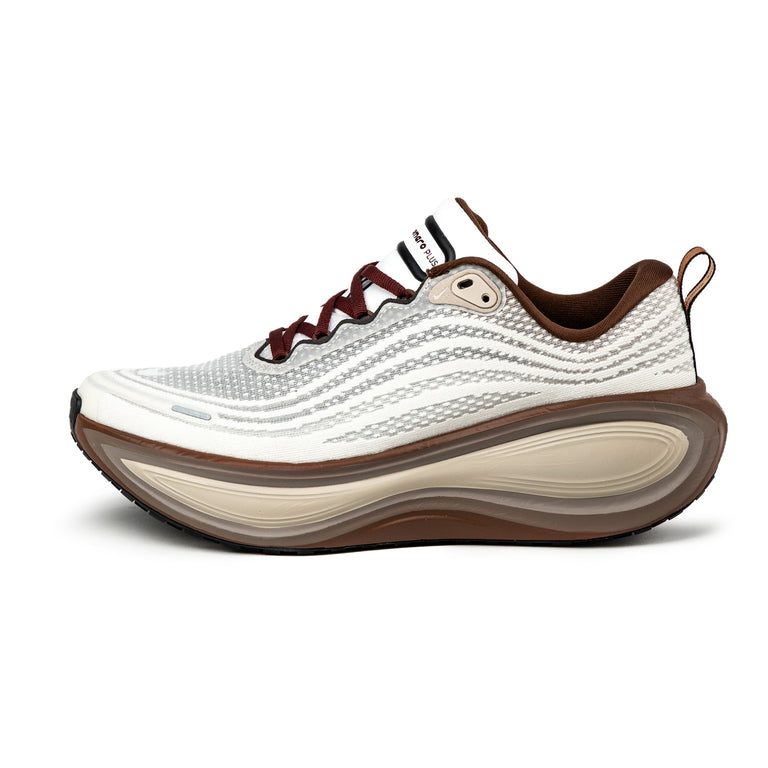 Nike Vomero Plus - 42.5 / Sail / Pecan / Caldera Brown / Black
