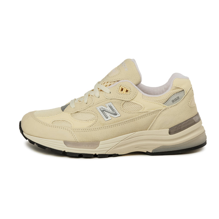 New Balance 992 *Made in USA* - 40 / Calcium / Raw Cashew
