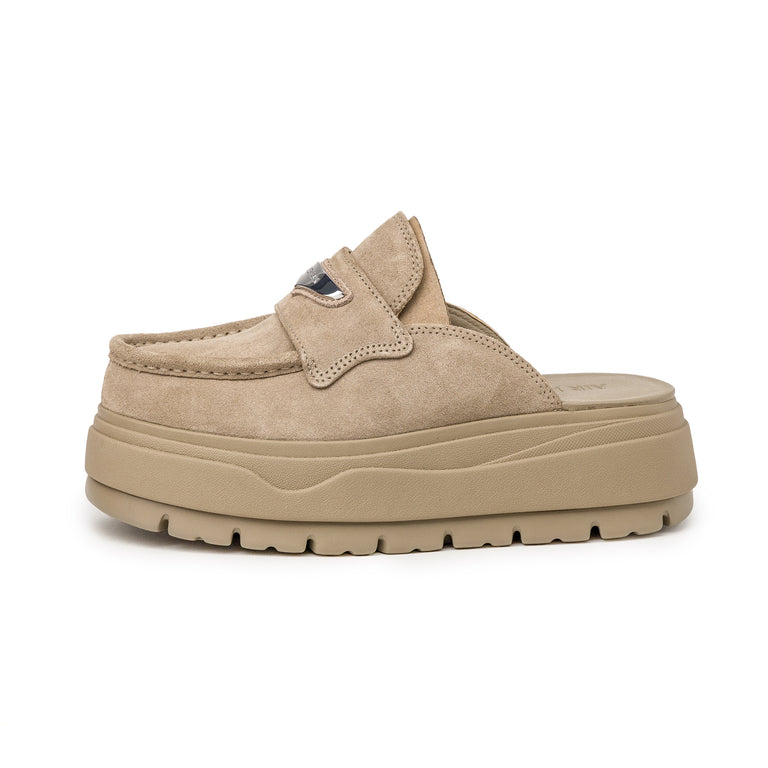 Nike Wmns Air Jordan Mule - 36.5 / Khaki / Metallic Silver
